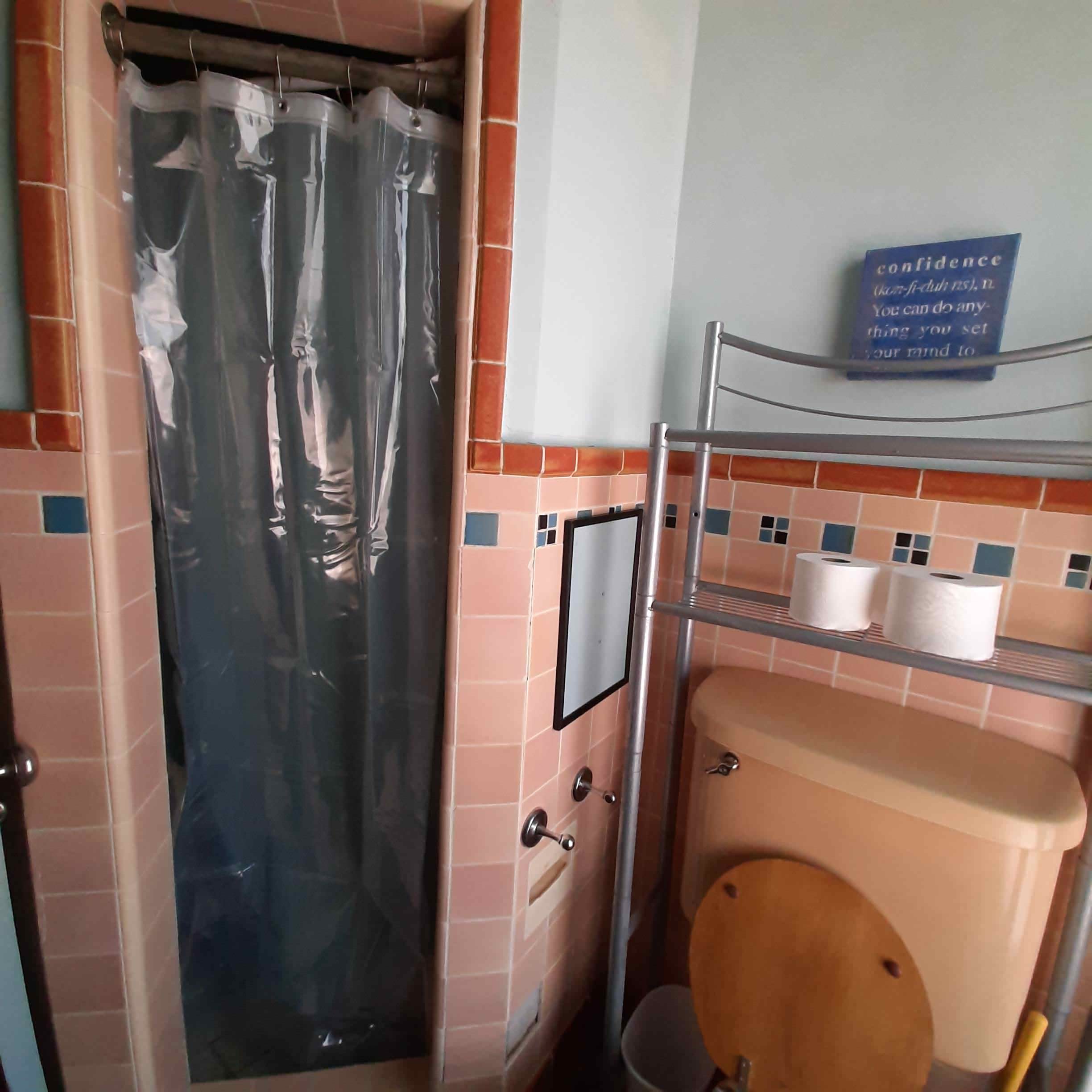 136943351-1008941241706060